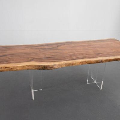 https://auctions4america.proxibid.com/Auctions-4-America/Natural-and-Resin-Live-Edge-Tables-Los-Angeles-CA/event-catalog/243587