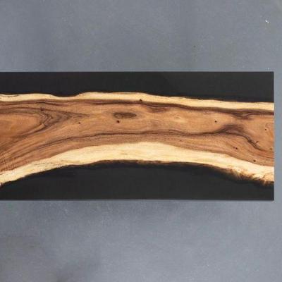 https://auctions4america.proxibid.com/Auctions-4-America/Natural-and-Resin-Live-Edge-Tables-Los-Angeles-CA/event-catalog/243587