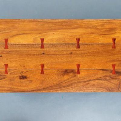 https://auctions4america.proxibid.com/Auctions-4-America/Natural-and-Resin-Live-Edge-Tables-Los-Angeles-CA/event-catalog/243587