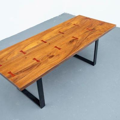 https://auctions4america.proxibid.com/Auctions-4-America/Natural-and-Resin-Live-Edge-Tables-Los-Angeles-CA/event-catalog/243587