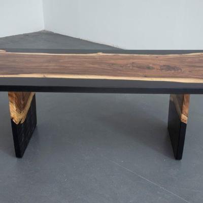 https://auctions4america.proxibid.com/Auctions-4-America/Natural-and-Resin-Live-Edge-Tables-Los-Angeles-CA/event-catalog/243587