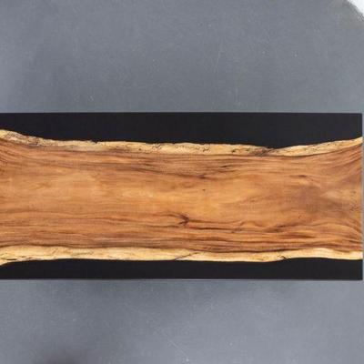 https://auctions4america.proxibid.com/Auctions-4-America/Natural-and-Resin-Live-Edge-Tables-Los-Angeles-CA/event-catalog/243587
