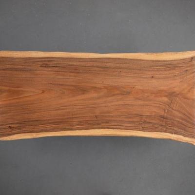 https://auctions4america.proxibid.com/Auctions-4-America/Natural-and-Resin-Live-Edge-Tables-Los-Angeles-CA/event-catalog/243587