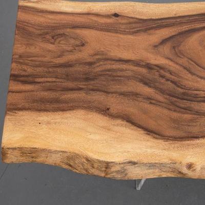 https://auctions4america.proxibid.com/Auctions-4-America/Natural-and-Resin-Live-Edge-Tables-Los-Angeles-CA/event-catalog/243587