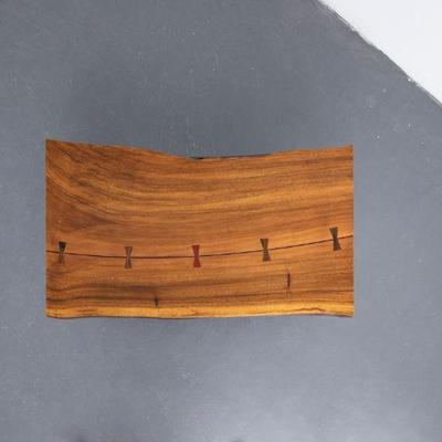 https://auctions4america.proxibid.com/Auctions-4-America/Natural-and-Resin-Live-Edge-Tables-Los-Angeles-CA/event-catalog/243587