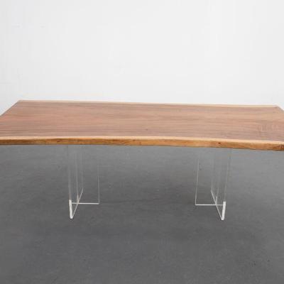 https://auctions4america.proxibid.com/Auctions-4-America/Natural-and-Resin-Live-Edge-Tables-Los-Angeles-CA/event-catalog/243587