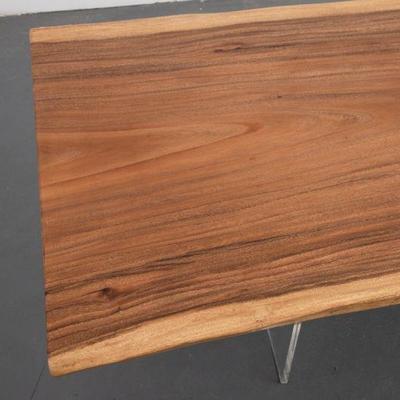 https://auctions4america.proxibid.com/Auctions-4-America/Natural-and-Resin-Live-Edge-Tables-Los-Angeles-CA/event-catalog/243587