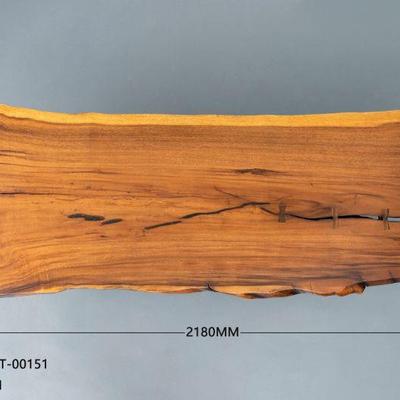 https://auctions4america.proxibid.com/Auctions-4-America/Natural-and-Resin-Live-Edge-Tables-Los-Angeles-CA/event-catalog/243587