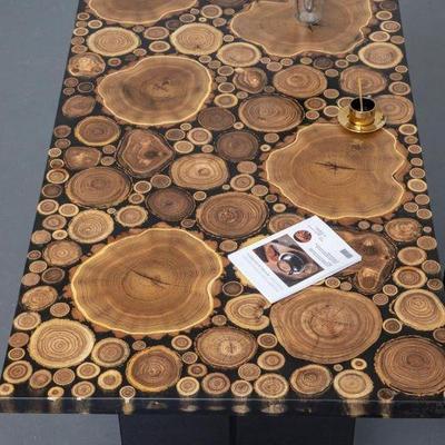 https://auctions4america.proxibid.com/Auctions-4-America/Natural-and-Resin-Live-Edge-Tables-Los-Angeles-CA/event-catalog/243587