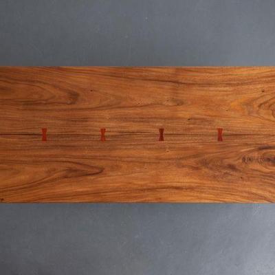 https://auctions4america.proxibid.com/Auctions-4-America/Natural-and-Resin-Live-Edge-Tables-Los-Angeles-CA/event-catalog/243587