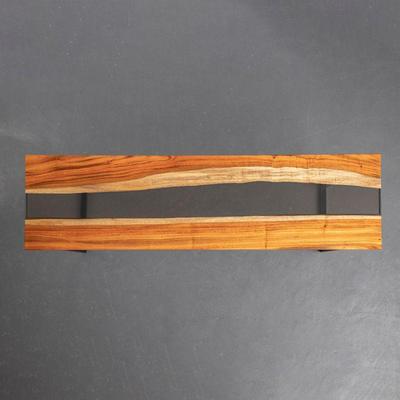 https://auctions4america.proxibid.com/Auctions-4-America/Natural-and-Resin-Live-Edge-Tables-Los-Angeles-CA/event-catalog/243587