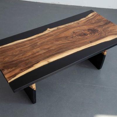 https://auctions4america.proxibid.com/Auctions-4-America/Natural-and-Resin-Live-Edge-Tables-Los-Angeles-CA/event-catalog/243587