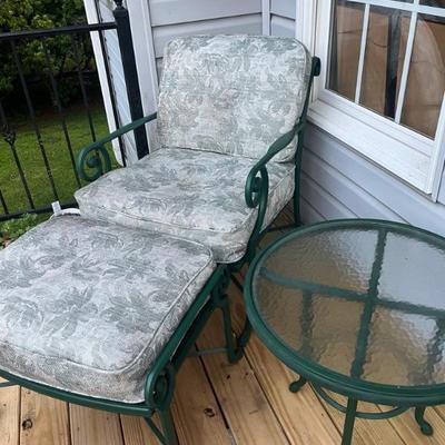 Tropitone wrought iron deck chair w ottoman and side table