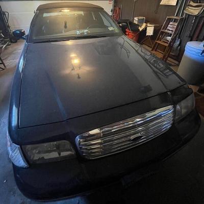 2002 Ford Crown Victoria, 74,939 miles