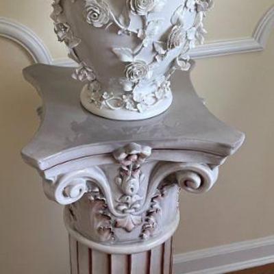 Pedestal with White Baluster Vase And Cover