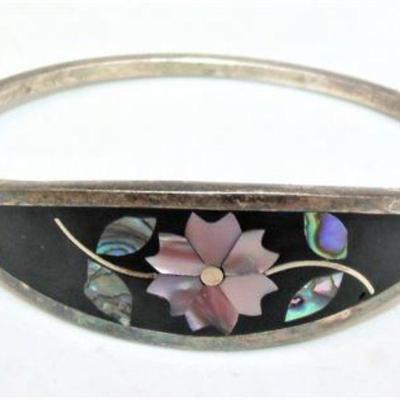 Lot 002   1 Bid(s)
Abalone MOP Alpaca silver bracelet