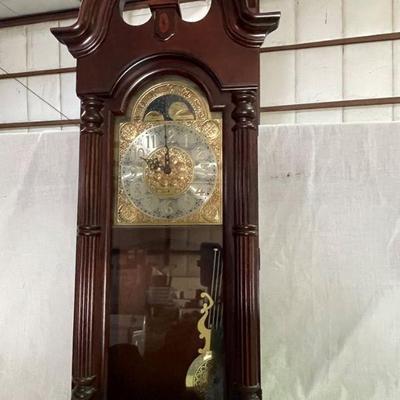 Howard Miller dual chime clock