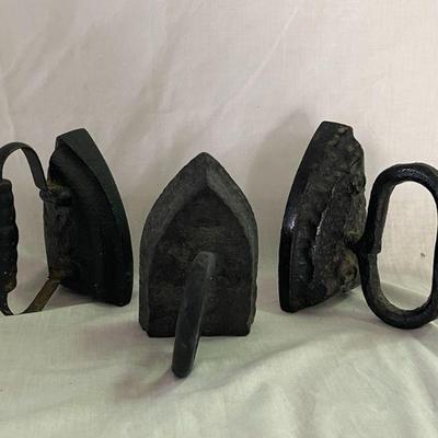 cast iron smoothing irons