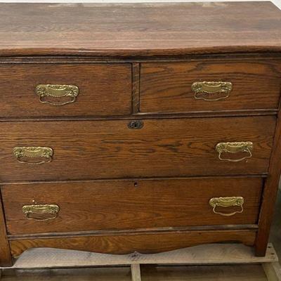 small Oak 4 drawer dresser