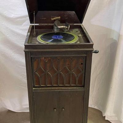 Antique Silver Tone Victrola with records (works)