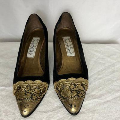 Colette Made In Italy Leather Shoe With Gold Embroidery Toe Detail, Size 35Â 