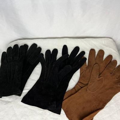 Three Pairs Of Gloves: Kislav, BronerÂ 