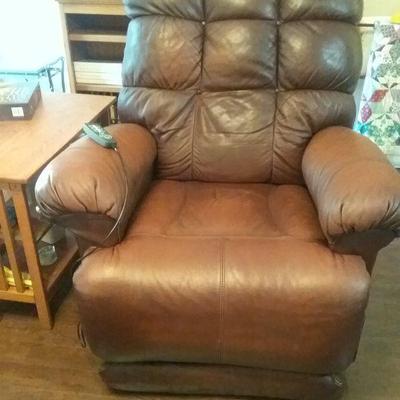 leather recliner/lift chair