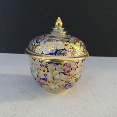 Vintage Stunning CloisonnÃ© Covered Trinket Bowl - 3Â½