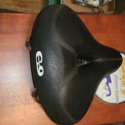 NEW BICYCLE SEAT