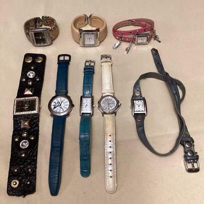MTH050 Eight Womenâ€™s Watches