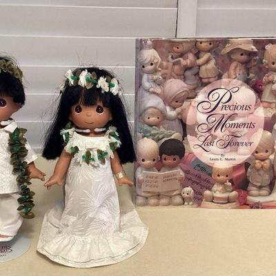 MTH037 Precious Moments Hawaii Wedding Couple Dolls & Book