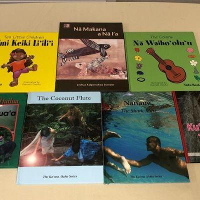 MTH006 Seven Hawaiian Childrenâ€™s Hardcover Books