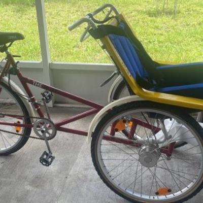 Tandem wheelchair bike