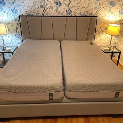 Sleep Number i7 Smart Bed with Memory Foam & Remote 