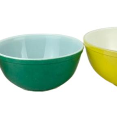 Vintage Pyrex Primary Colors 3 Piece Bowl Set