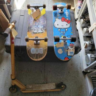 #2552 • 2 Skateboards and 1 Scooter
