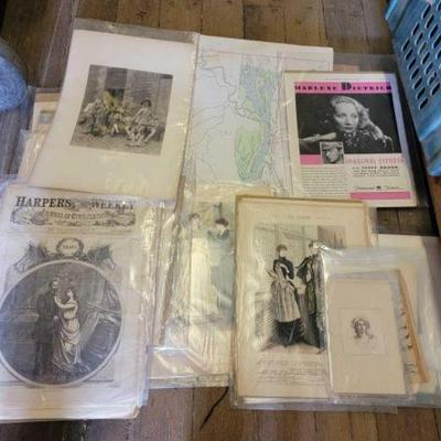 #10128 â€¢ Old Newspapers, Map and Photographs
