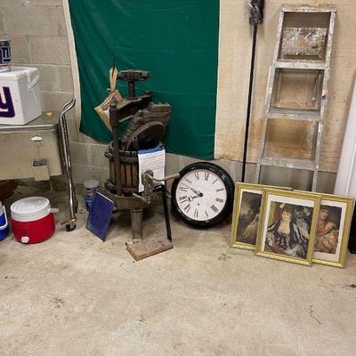 Estate sale photo