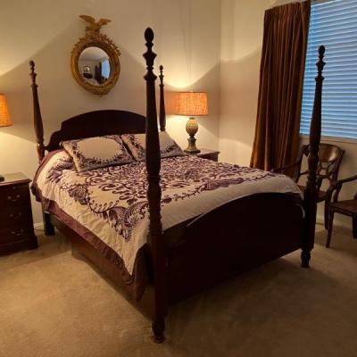 This item is available for PRESALE.  Please text photo to 760-668-0554 to purchase.  Pennsylvania House 4 poster bed 80" x 70"...