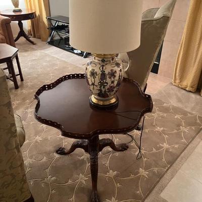 This item is available for PRESALE.  Please text photo to 760-668-0554 to purchase
Regency Reproduction 
32: circumference 29" tall...