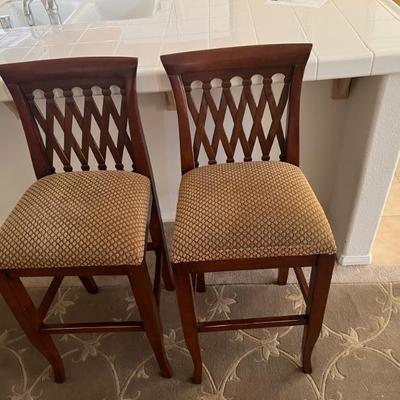 This item is available for PRESALE.  Please text photo to 760-668-0554 to purchase
Upholstered Bar Stools with Accordion style back $29...