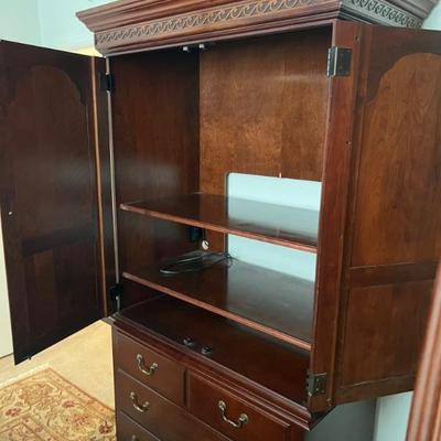 This item is available for PRESALE.  Please text photo to 760-668-0554 to purchase
Pennsylvania House Armoire 79" x 44"...