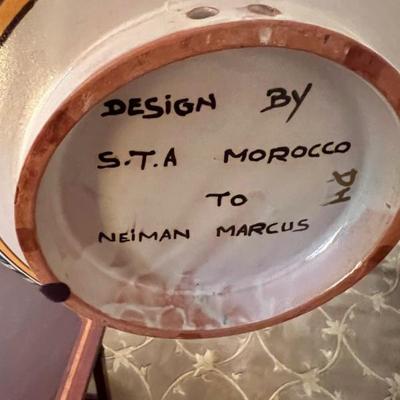 This item is available for PRESALE.  Please text photo to 760-668-0554 to purchase.  Neiman Marcus Bowl $25