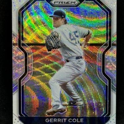 INCREDIBLE MIX OF NEW SUPER STARS AND VINTAGE HALL OF FAMERS INCLUDING:
1961 TOPPS DUKE SNIDER PSA 6.5!
1969 TOPPS BOB GIBSON PSA 6!
2001...