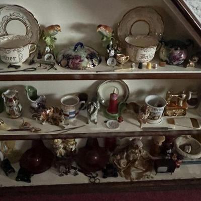Tons of Vintage Collectables