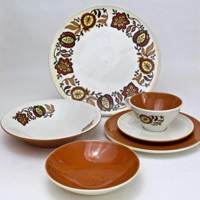 vintage Iroquois dinnerware & serving pieces