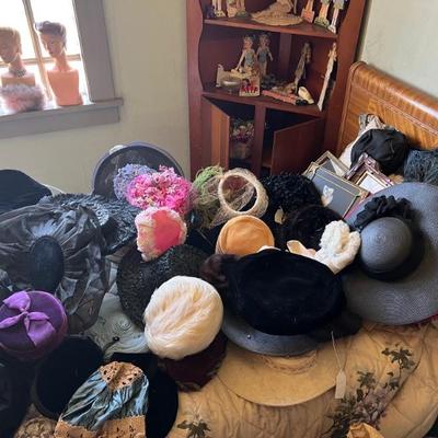So many vintage hats! 