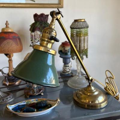 Vintage Benjamin desk lamp