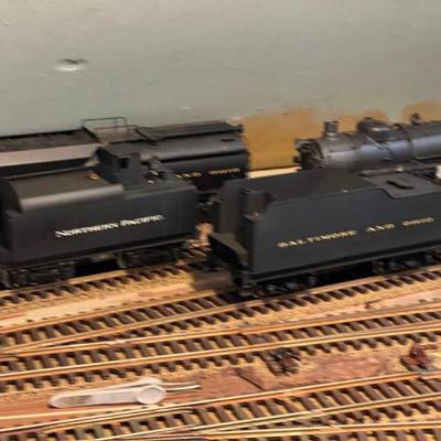 Dozens and Dozens of trains - engines, boxcars and tracks, stations, bridges and parts!