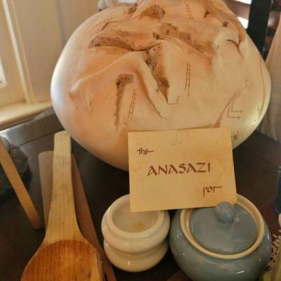 Collectible Anasazi Pot 